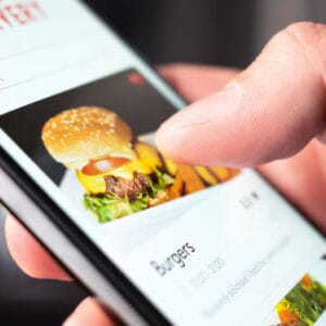 20% korting op de totale rekening voor bezorgen en afhalen